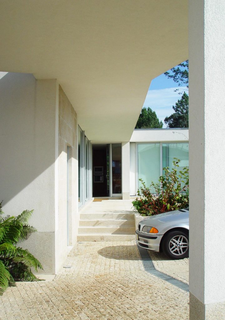 Casa em Barbeita - Perpectiva sobre o acesso à moradia