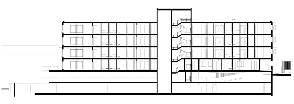 Edifício de apartamentos em Paranhos - Corte longitudinal