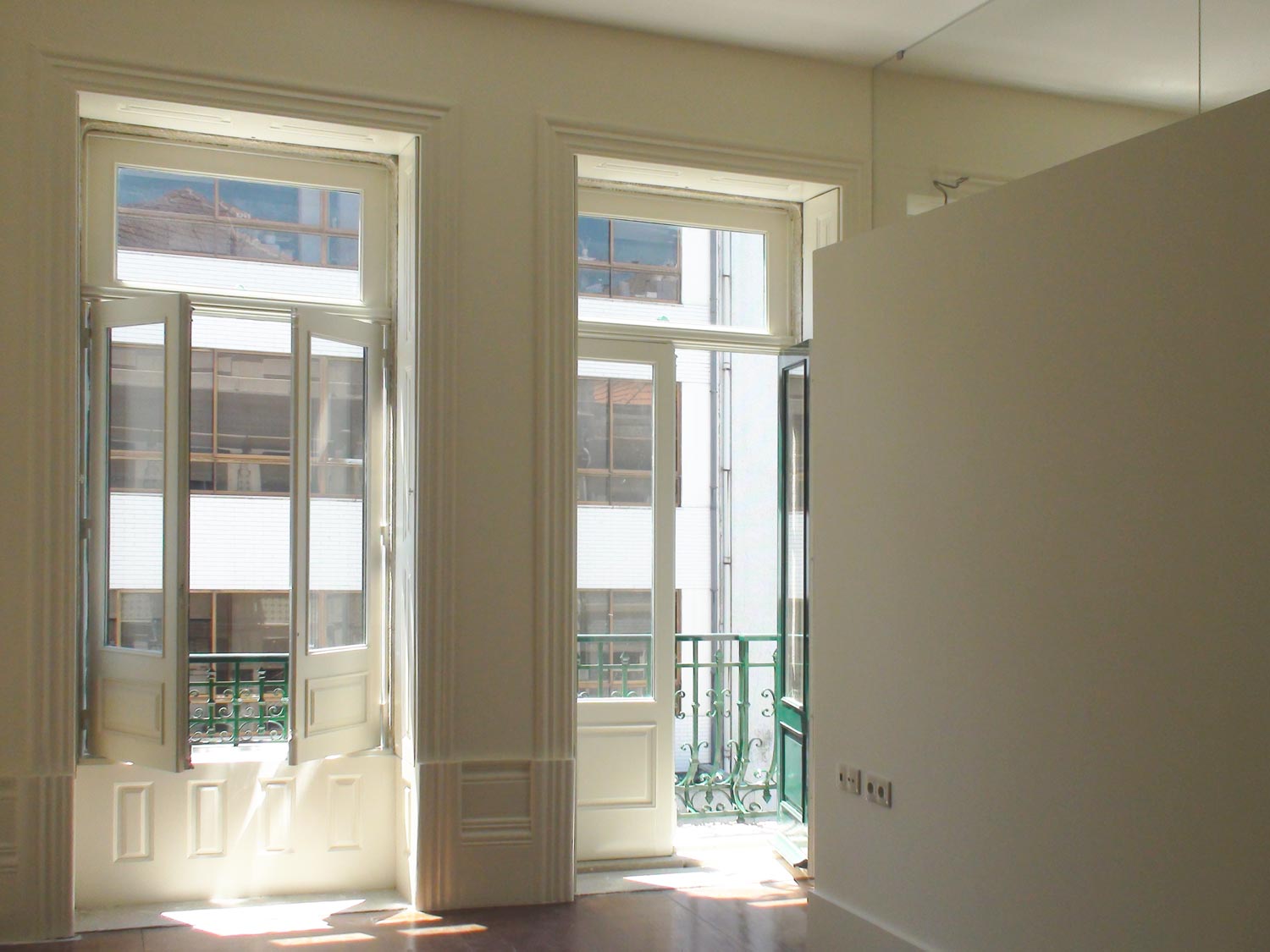 Apartamentos em Álvares Cabral - Vista da sala comum