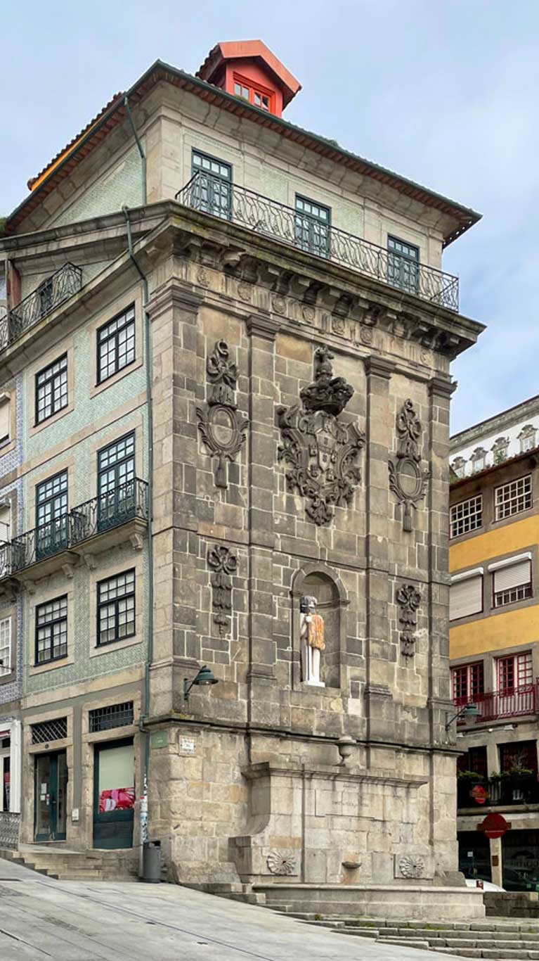 Reabilitação de edifício na Rua de S. João