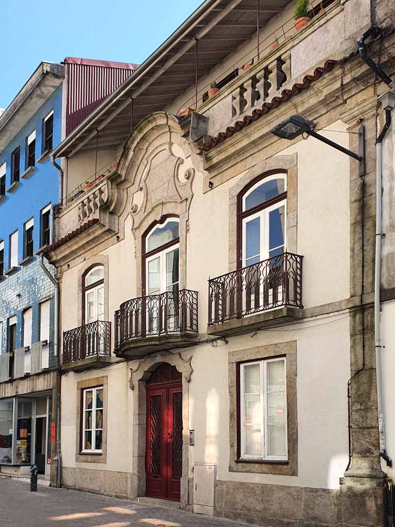 Reabilitação e reconversão de um edifício no Porto