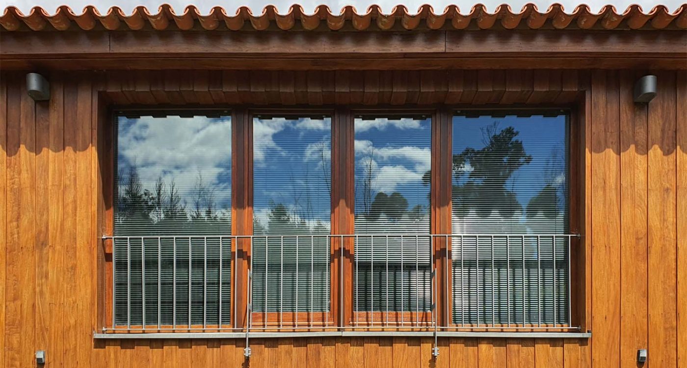 Casa na Barca Nova - detalhe da fachada