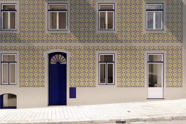 Alçado do edifício a remodelar em Cedofeita