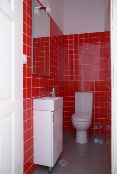 Vista do wc de um apartamento