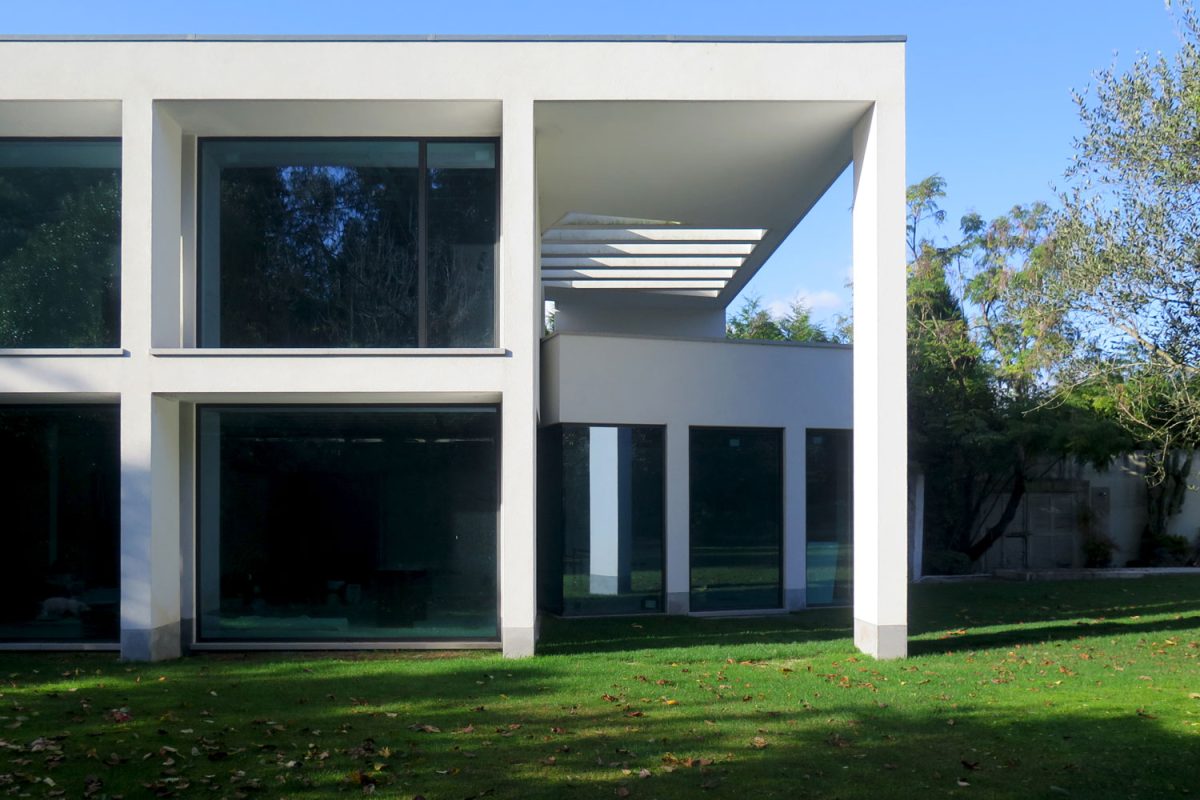 Casa-na-Reguenga-fachada-janelas