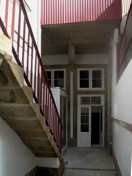 Edificio-rua-do-almada-alcado-interior