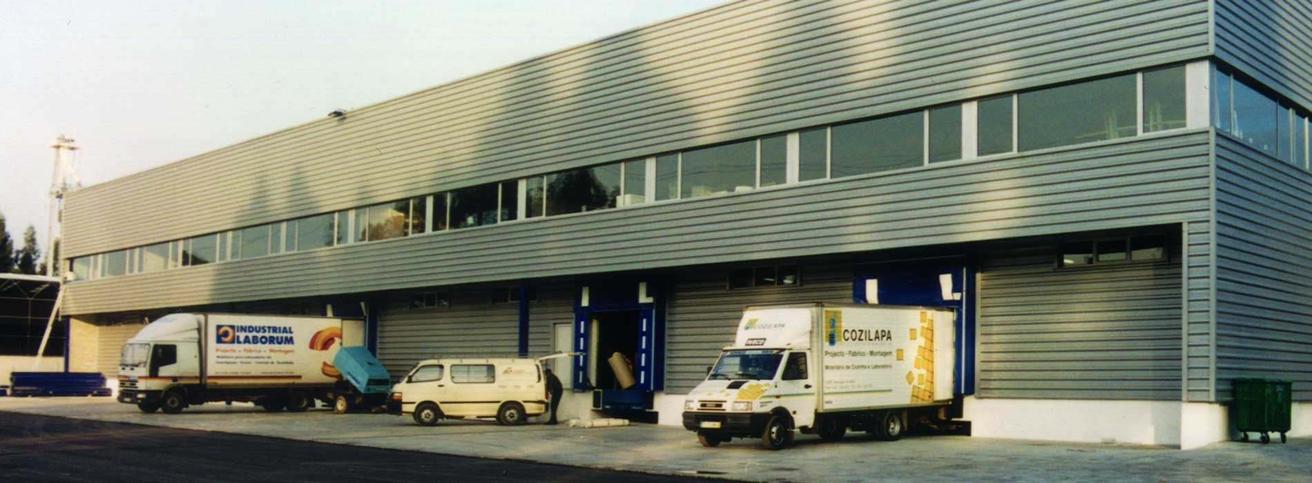 Fábrica da Industrial Laborum - Ambiente no cais de carga