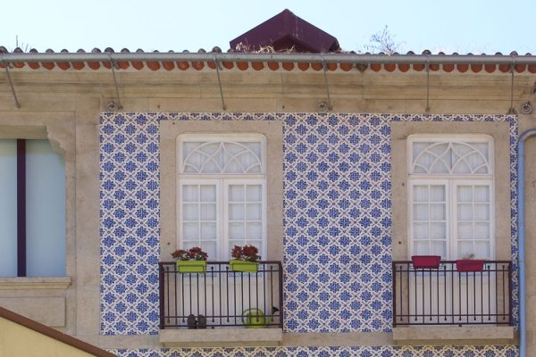 Apartamentos e Loja na Rua do Rosário
